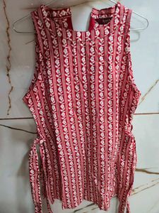 Stylish Printed Sleeveless Kurta