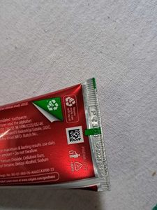 Colgate Visible White Purple Toothpaste