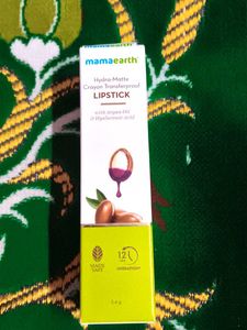 Mamaearth Hydra-Matte Crayon Transferproof Lipstic