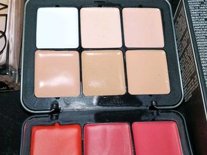 Multi-Shade Cream Palette &amp; Nars