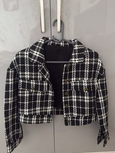 Chic Plaid Cropped Jacket