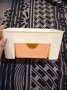 Makeup Organiser