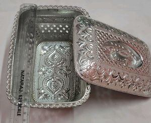 Ornate Silver-Tone Decorative  shinning Tray