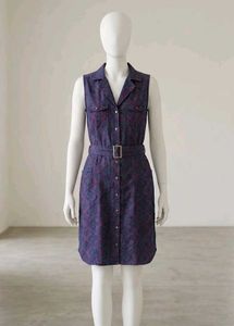 Latin Quarters Women Collared Sleeveless Casual Mi