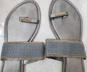 Flats Sandals