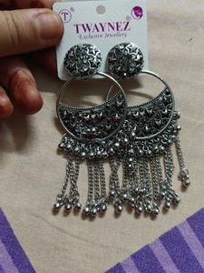 Twaynez Oxidized Jhumka Earrings