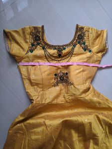 Women Ethnic Gown