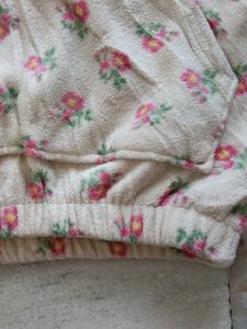 Cute Floral Print Sweatshirt