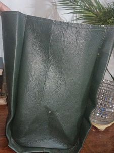 Stylish Dark Green Leather Tote Bag
