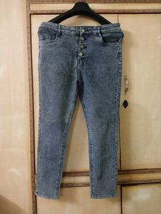 Women's Grey Slim Fit Jeans || Waist 32 inches