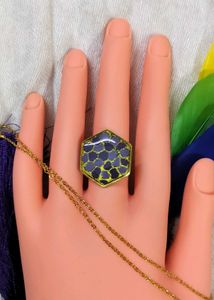 Statement Geometric Ring
