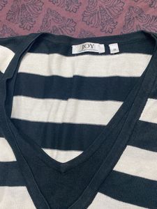 Chic Striped V-Neck Sweater