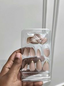 Savana by Urbanic Press-On Nails