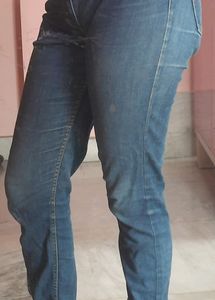 levis women Blue strechable