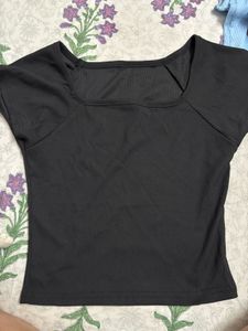 Black Ribbed Cropped Top