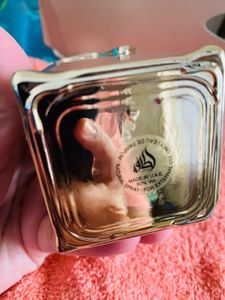 Lattafa Eclaire EDP
