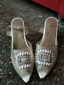 Elegant Embellished Flat Sandals