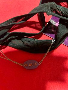 VE.NU.S Lace Thong