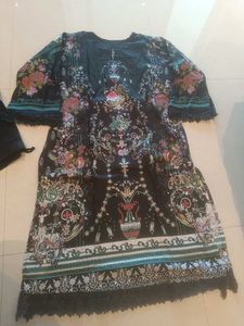 Stylish Black Floral Print Kurta Set
