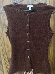 Textured Button-Up Sleeveless Top