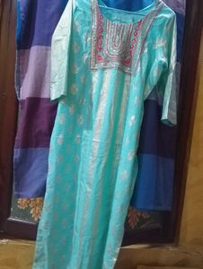 Embroidered Kurta Set