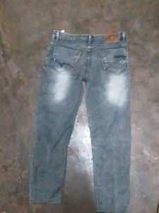 Stylish Men's Washed Jeans