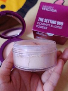 Hilary Rhoda Setting Duo Compact &amp; Loose Powder