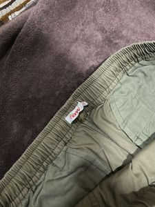 Trendy Girls Cargo Pants Green Colour
