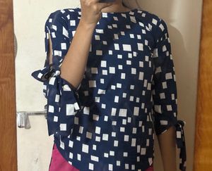 Fancy Navy blue top