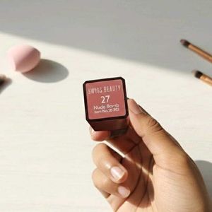 Swiss Beauty Matte Lip Liquid Lipstick