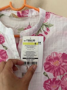 Kurta With Tag