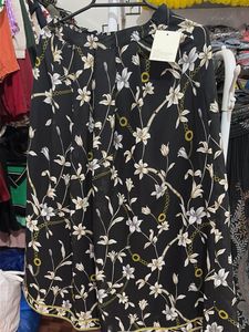 Floral Print skirt