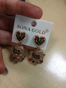 jumka set and bracelet all 3 items at given price