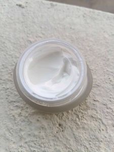 Lotus Herbals White Glow Gel Creme