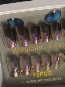 nail art items
