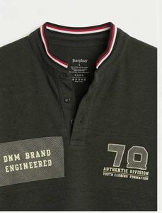Men's  Graphic Print Henley Shirt (size L)