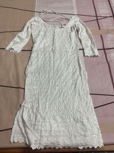 Elegant White Chikankari Kurta