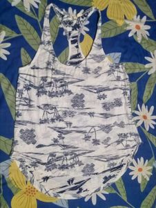 Women's Top
