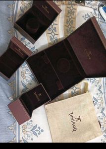 Tanishq Jewellery Box Set