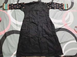 Black Embroidered Kurta
