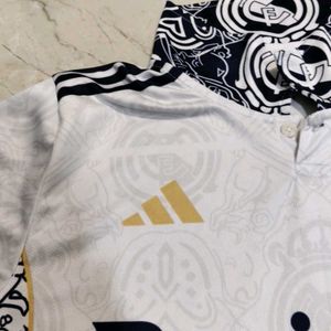 Real Madrid Jersey - Emirates Fly Better