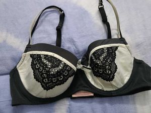Stylish Black &amp; White Lace Bra