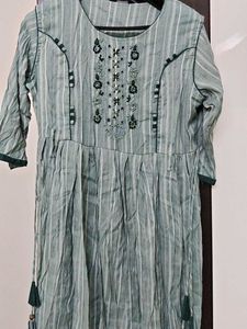 Elegant Striped Kurta with Embroidery