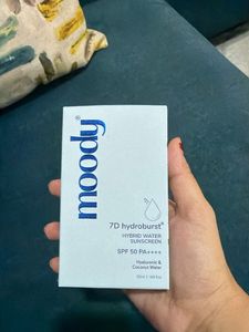 Moody 7D Hydroburst Hybrid Water Sunscreen SPF 50