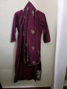 Elegant Purple Embroidered Kurta Set