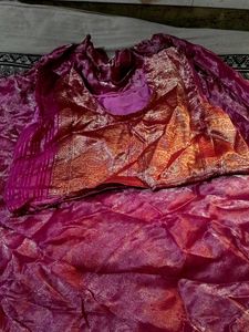 Lehga Choli Or Paras