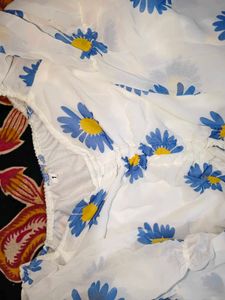 Chic Floral Print Mini Dress
