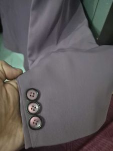 Mauve Blazer - Perfect for Any Occasion