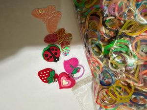 Super Loomz Bands refill kit.