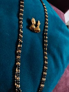Black &amp; Gold Beaded Necklace